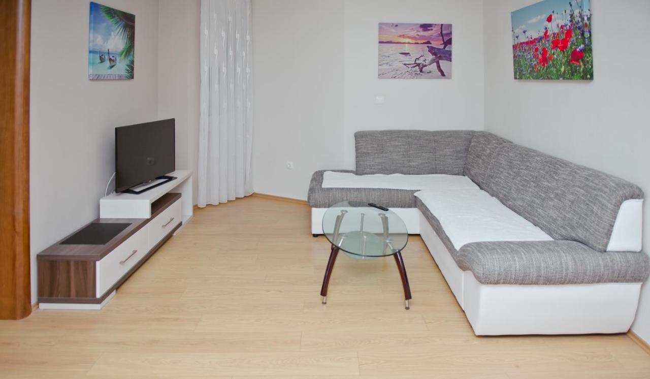 Apartments Domane Nenad Неум Екстер'єр фото