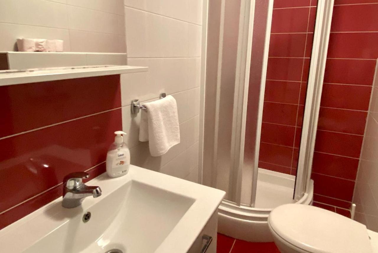 Apartments Domane Nenad Неум Екстер'єр фото